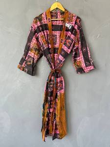 Kimono largo de algodón con cuello en V y efecto tie-dye, Kimono bohemio de algodón hecho a mano para mujer, Duster colorido con efecto tie-dye, Prenda ligera para resort, B - Product Image 2