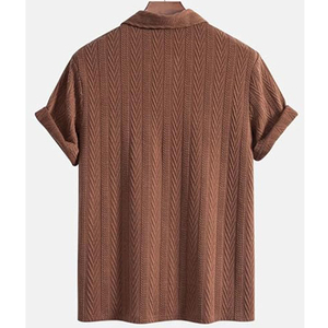 เสื้อโปโลผู้ชายสีน้ำตาล แขนสั้น ผ้าถัก ทรงปกติ ติดกระดุมด้านหน้า สีพื้น เรียบง่าย ระบายอากาศได้ดี ผลิตจากผ้าฝ้าย - Product Image 3