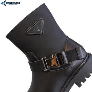 Bottes d'école noires pour garçons et filles fabriquées en usine, confortables et durables - Product Image 4