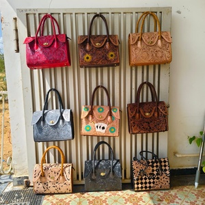 Sac fourre-tout bohème en cuir véritable antivol, couleur unie, style vintage, fermeture à fermoir, pour femme, idéal pour la plage ou le quotidien, inspiré du Rajasthan - Product Image 5