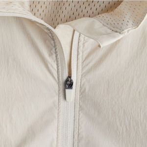 Chaqueta Cortavientos de Satén Personalizada de Alta Calidad para Adultos, Chaqueta Ligera Informal Resistente al Viento con Forro de Nailon Acolchado para Hombre y Mujer - Product Image 5