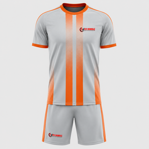 Ensemble de maillot et short de football unisexe Fly Humble Sportswear noir et rouge rayé, respirant, à manches courtes, coupe athlétique, toutes saisons - Product Image 3
