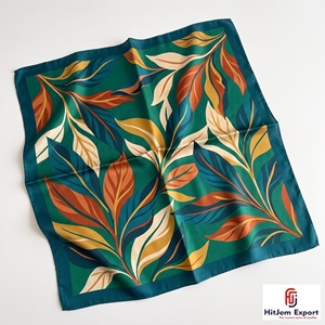 Écharpe carrée légère à impression numérique personnalisée, accessoires de mode, tissu élégant de qualité supérieure, fabricant OEM ODM, vente en gros - Product Image 3