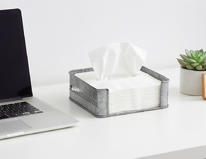 Porte-mouchoirs galvanisé au design carré avec des éléments décoratifs, parfait pour un rangement élégant des serviettes à la maison et au bureau - Product Image 2