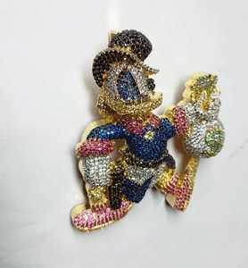 Colgante de Lujo Chapado en Oro de 18K con Diseño de Dibujos Animados, Joyería Hip Hop de Plata Esterlina 925, Moissanita Personalizada con Engaste de Garra GCI IDGL - Product Image 5