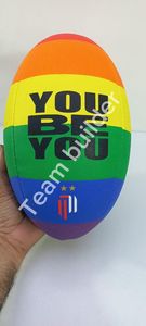 ลูกบอลรักบี้ PVC PU สำหรับกีฬากลางแจ้ง ทนทาน สีและโลโก้สั่งทำได้ สำหรับทีมกีฬาอเมริกันฟุตบอล  ขายดี - Product Image 3