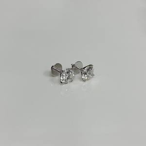 Pendientes de Oro de 14K con Doble Halo y Diamante Redondo Cultivado en Laboratorio - Product Image 5