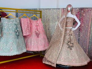 Opulent Lady's Bridal Dream Wedding Suit avec filet lourd Dupatta Diamonds Zarkan Stones Big Flair Design Masterpiece pour adultes - Product Image 3