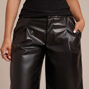 Pantalon en cuir PU taille haute pour femme avec logo personnalisé, coupe ample, couleur unie, jambe large, longueur intégrale, style décontracté automne - Product Image 3