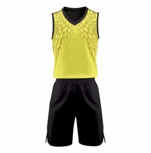 Ensemble de maillot de basket-ball sublimé jaune pour homme, col en V, sans manches, évacuation de l'humidité, imprimé géométrique, short noir, toutes saisons - Product Image 1