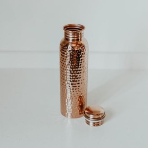 <b>Copper</b> <b>Bottle</b> With Premium Food Safe Finish Designed For Healthy Drinking Water Storage And Everyday Household Use - Product Image 1