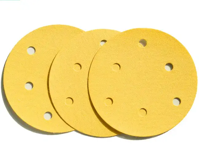 Disque de ponçage en alumine d'or de qualité supérieure sans trous grains P60-600 crochet et boucle Surface de meulage auto-adhésive OEM/ODM prise en charge