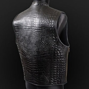Chaleco de Motociclista de Cuero Negro con Grabado de Cocodrilo para Hombre, Chaleco de Motociclista con Espacio Oculto para Portar Objetos - Product Image 2