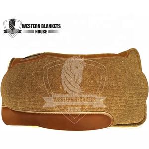 Haute qualité sur mesure 32x32 Sports de plein air équestre laine occidentale en peau de mouton polaire tapis de selle polycoton robuste - Product Image 2
