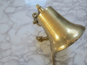Campana Grande de Latón Vintage, Campana de Metal de Primera Calidad, Ideal para Decoración Náutica, Entrada del Hogar y Jardín del Templo - Product Image 5