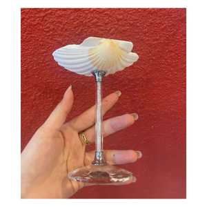 Verre à cocktail artisanal en coquillage avec tige transparente, vaisselle décorative vintage pour cadeau de fête, verre en cristal réutilisable - Product Image 1