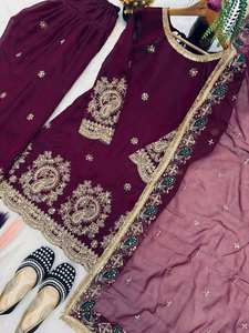 2026 Patiala Salwar Kameez, Costume Punjabi de designer avec broderie Zari dorée riche, style Bollywood, Kurta pakistanaise pour fêtes et événements Antra Lifestyle, Vente en gros - Product Image 4