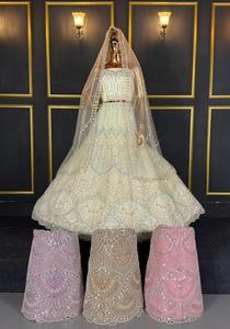 ชุดเพื่อนเจ้าสาวสไตล์โบฮีเมียนทรงเมอร์เมด/ทรัมเป็ต ผ้าไหมเลเฮนกาโชลี คอตัก แขนกุด ความยาวมินิ แต่งลูกไม้ พร้อมบราในตัว - Product Image 1