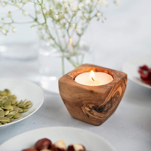 เชิงเทียนไม้มะกอกแบบเรียบง่ายสำหรับเทียนทีไลท์ - Product Image 3