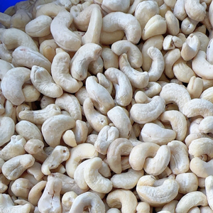 Ventes Flash : Noix de Cajou Biologiques de Haute Qualité en Gros – Noix de Cajou W180, W210, W240 Santigo – OEM, ODM - Product Image 1