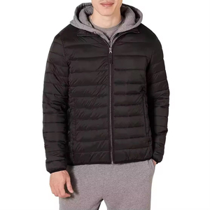 Fournisseur OEM de vestes matelassées pour les marques de mode décontractée, proposant des matelassages légers, des alternatives au duvet synthétique, et des logos personnalisés - Product Image 1