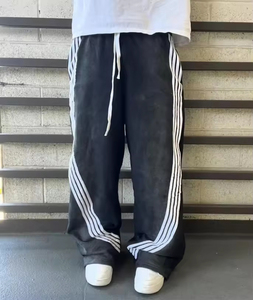 Pantalones Deportivos para Hombre, Diseño Casual con Rayas en Contraste y Logotipo Personalizado, Corte Recto, Holgados, Estilo Oversize, Tejido Grueso - Product Image 5