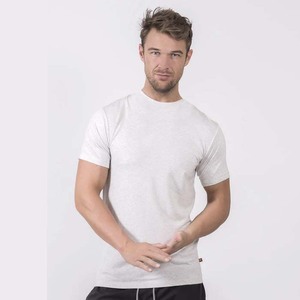 T-shirts noirs pour hommes en coton 100% de style urbain, col rond, manches courtes, avec logo imprimé numériquement sur le devant, personnalisables, haute qualité, vente en gros - Product Image 6