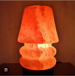 Lámpara de Sal Rosa del Himalaya, Cristal Natural, Pieza Decorativa con Brillo, Luz Portátil Hecha a Mano, Ionizador Natural Purificador de Aire para Dormitorio - Product Image 3