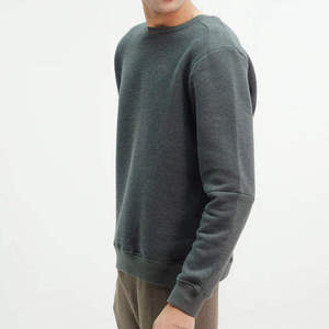 เสื้อฮู้ดผู้ชายทรงโอเวอร์ไซส์ สีพื้น ผ้าถักเนื้อฝ้าย สวมใส่สบายในฤดูหนาว ดีไซน์สั่งทำพิเศษ มีกระเป๋า คุณภาพสูง - Product Image 1