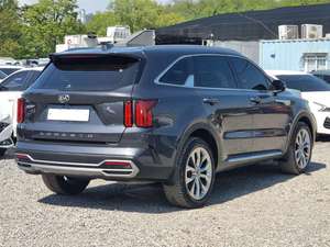 Sorento SUV Gris Usado, Diésel Turbo, Automático, Volante a la Izquierda, Asientos de Cuero, Neumáticos R18, Amplio Espacio Trasero, 4 Puertas, Auto Familiar para Viajes - Product Image 2