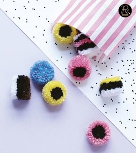 Grande variété de pompoms multicolores pour la maternelle, achat direct auprès du fournisseur au prix d'usine - Product Image 3
