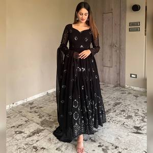 Ensemble de costume Anarkali pour femmes UC1150 Noir Brodé en Georgette Élégant et Stylé - Product Image 4