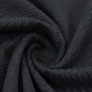 T-shirt streetwear pour homme personnalisé à col rond, coupe ample, épaules tombantes, manches courtes, 100% coton, respirant et écologique - Product Image 5