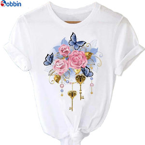 T-shirt ample et respirant pour femme, style doux, imprimé rose et papillon, manches courtes, motif graphique, grandes tailles - Product Image 4