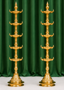 Mandap Circular de Lujo para Bodas con Pilares Tallados en Oro, Mandap Gujarati Lagan, Mandap Tradicional Hindú para Matrimonios, Envío a Estados Unidos - Product Image 5