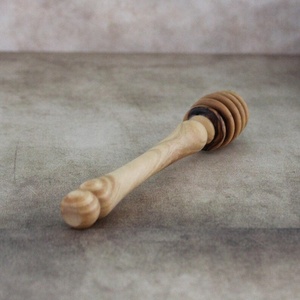 Cuillère à miel artisanale en bois d'olivier : Décoration de cuisine de Jérusalem - Product Image 4