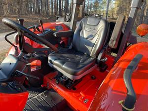 Tracteur agricole 4x4 multifonctionnel 85 CV Premium Rouge France 2024 avec chargeur frontal et transmission par engrenages, longue durée de vie, idéal pour l'agriculture - Product Image 2