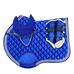 Ensemble de tapis de selle personnalisés – Confortables, doublure en tissu personnalisable, équipement d'équitation durable - Product Image 1