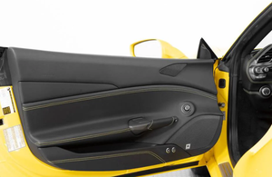 Ferrari 488 Spider Convertible Amarillo, Turbo Automático, Tracción Trasera, Superdeportivo, Roadster, Vehículo de Lujo - Product Image 4