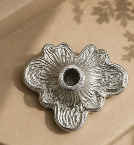 Support de bougie conique moderne en métal doré, décoratif, sculptural, pour table, décoration intérieure, centre de table de salle à manger, accent décoratif - Product Image 5