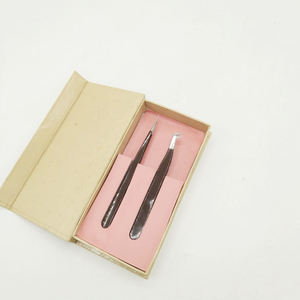 Pince à cils marron avec revêtement pour soins personnels, pose et retrait de faux cils, ensemble de pinces à cils - Product Image 1