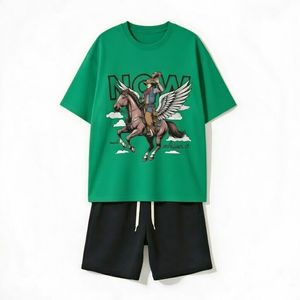 Ensemble T-shirt et short graphiques surdimensionnés imprimés sur mesure pour homme – Tenue décontractée streetwear deux pièces tendance pour l'été, coupe ample - Product Image 6