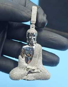 Pendentif Bouddha Glacé en Argent 925 Plaqué Or 18K Luxe Hip Hop Avalokitesvara Moissanite Personnalisée Rapper Bling Fête Hommes - Product Image 3