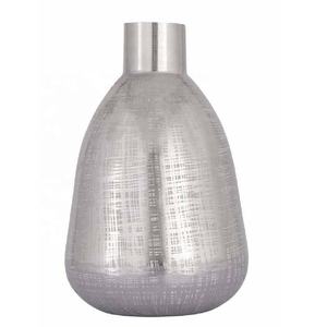 Nouveauté Vase de table en aluminium brossé moderne Décoration de la maison Salon Chambre Étagères Tables Prix de gros - Product Image 5