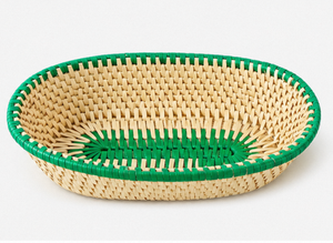 Boîte à bananes en rotin faite à la main, plateau de rangement rond avec bordure verte, décoration rustique pour la cuisine, utilisation en intérieur - Product Image 6