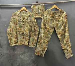 Pijamas de Seda para Hombre al por Mayor, Ropa de Dormir Lisa de Satén, Tallas Grandes, Ropa de Casa de Dos Piezas con Bolsillos - Product Image 4