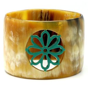 Modern Buffalo Horn Cuff <b>Bracelet</b> Lightweight Natural Horn Bangle Offering Stylish and Comfortable Daily Wear - Product Image 2