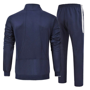 Survêtement à capuche léger et confortable de haute qualité pour hommes, personnalisable avec votre propre design. - Product Image 2