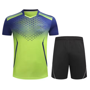 Conjunto de Camiseta de Fútbol Degradada para Hombre, Manga Corta, Cuello en V, Absorbe la Humedad, Ropa Deportiva, Pantalones Cortos Negros, Ropa Deportiva de Poliéster - Product Image 3