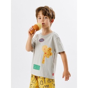 T-shirt respirant de style coréen OZKIZ T12, design simple et tendance pour garçons de 2 à 7 ans, vente en gros pour l'été - Product Image 1